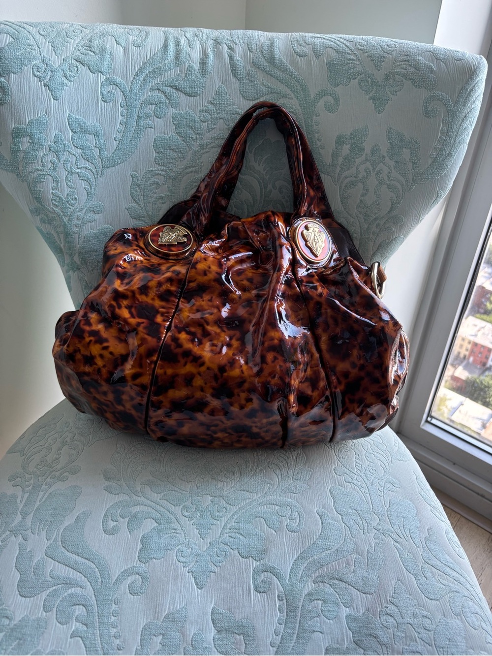 GUCCI Tortoiseshell Patent Dome Satchel!